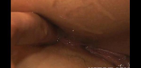  Kawai Yui gets vibrator and glass in pussy